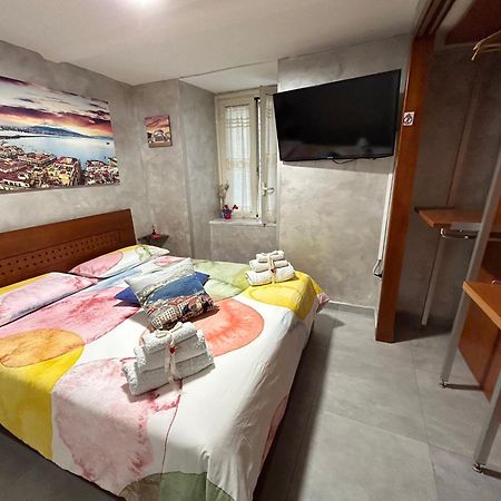 Appartement Casa Sofia à Naples Extérieur photo